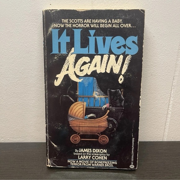 It Lives Again! by James Dixon - Paperback Horror Book - 1st Edition - Picture 1 of 8